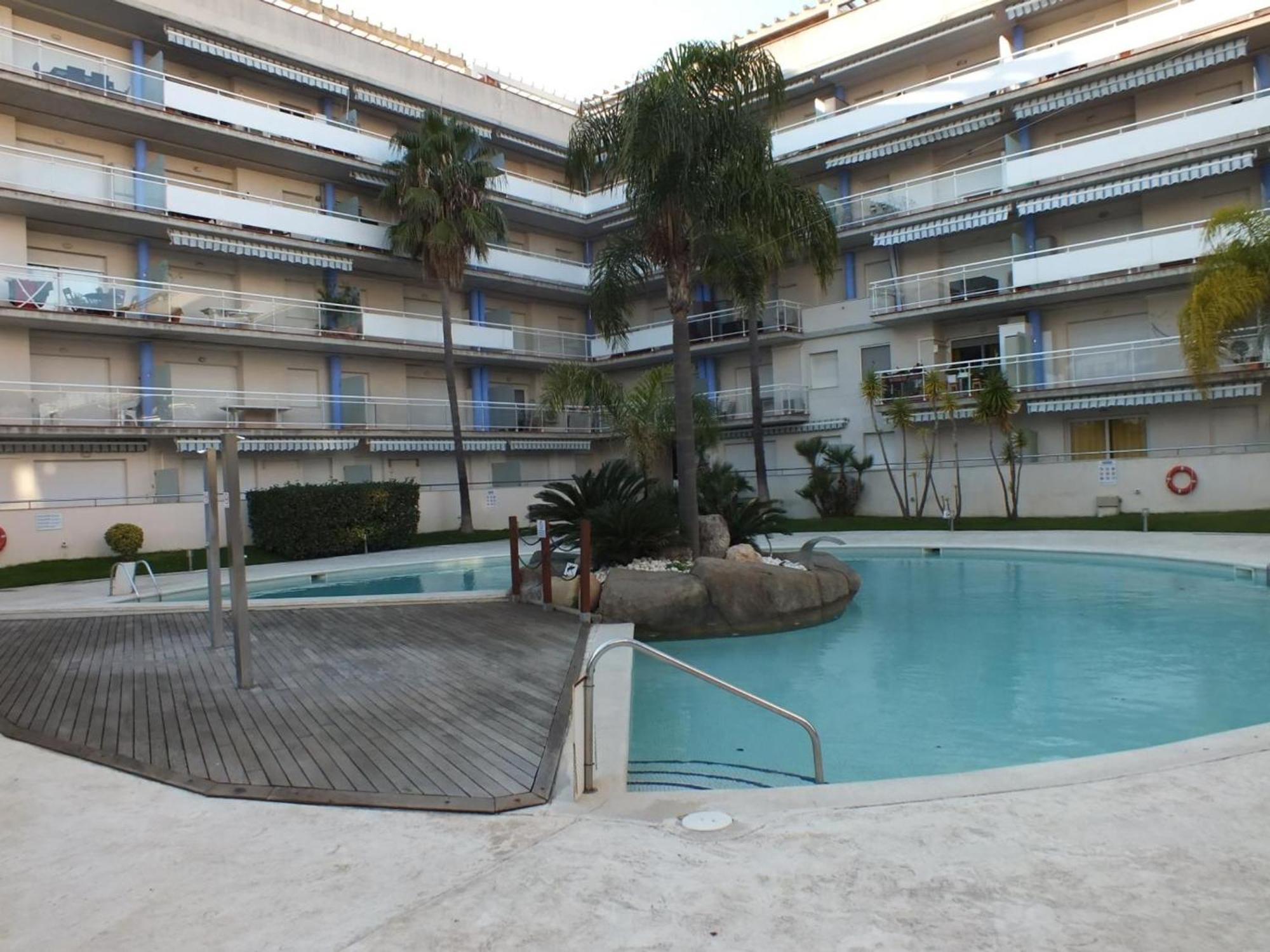 Appartement Con Piscina Comunitaria Y Parking En Roses, Cerca De Playa Y Actividades - Es-204-15 Roses